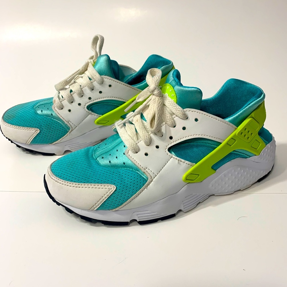 NIKE HUARACHE RUN (GS) 654280-106 SIZE 6y
